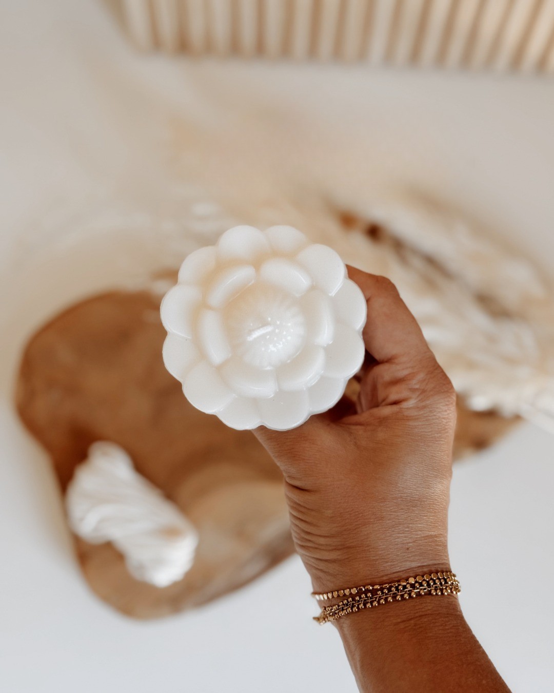 Skin cleansing foam